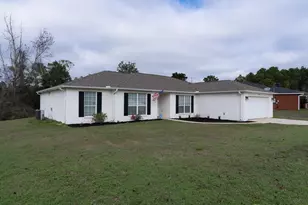 460 Jillian Dr, Crestview, FL 32536 - Photo 3