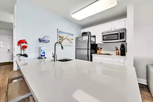114 Carillon Market St, Panama City Beach, FL 32413 - Photo 9
