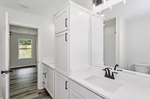 8084 3rd St, Laurel Hill, FL 32567 - Photo 19