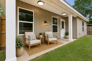 8084 3rd St, Laurel Hill, FL 32567 - Photo 29