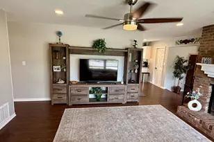 131 NE Clements St, Fort Walton Beach, FL 32548 - Photo 7