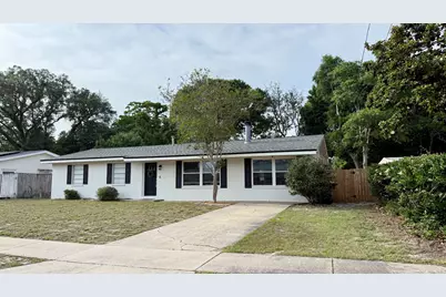 131 NE Clements Street, Fort Walton Beach, FL 32548 - Photo 1