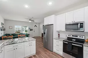 103 Penny Ln, Valparaiso, FL 32580 - Photo 5