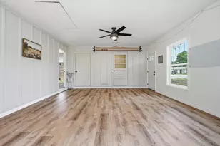 233 NW Pleasant St, Fort Walton Beach, FL 32548 - Photo 31