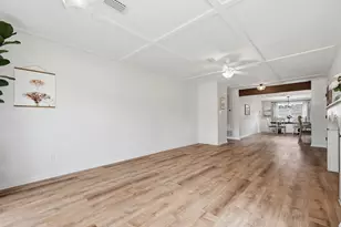 233 NW Pleasant St, Fort Walton Beach, FL 32548 - Photo 13