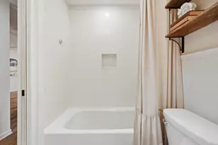 233 NW Pleasant St, Fort Walton Beach, FL 32548 - Photo 27