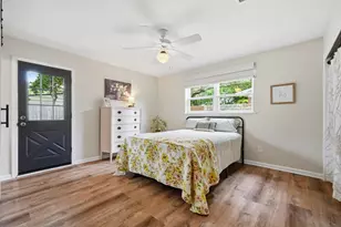 233 NW Pleasant St, Fort Walton Beach, FL 32548 - Photo 35