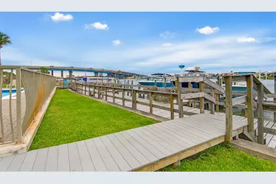 187 Brooks Street #UNIT B401, Fort Walton Beach, FL 32548 - Photo 7