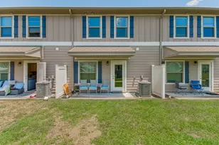 255 S E St, Pensacola, FL 32502 - Photo 7