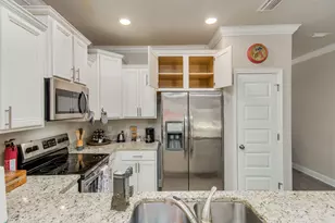 255 S E St, Pensacola, FL 32502 - Photo 15