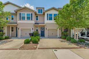255 S E St, Pensacola, FL 32502 - Photo 3