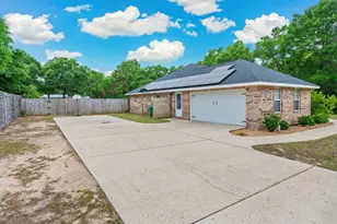 1948 Hidden Springs Dr, Baker, FL 32531 - Photo 3