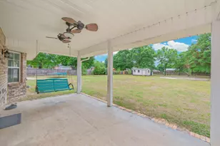 1948 Hidden Springs Dr, Baker, FL 32531 - Photo 31