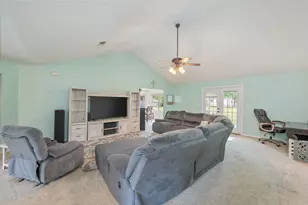 1948 Hidden Springs Dr, Baker, FL 32531 - Photo 9
