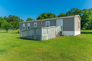 2295 Bermuda Ln, Ponce de Leon, FL 32455 - Photo 3
