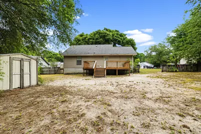 207 W Pinoak Court, Crestview, FL 32539 - Photo 25