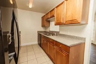 748 Majestic Dr, Crestview, FL 32536 - Photo 9