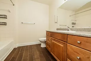 748 Majestic Dr, Crestview, FL 32536 - Photo 19