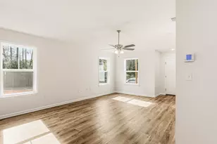 135 Loftin St, Defuniak Springs, FL 32435 - Photo 11