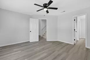 468 Sandy Ridge Cir, Mary Esther, FL 32569 - Photo 27