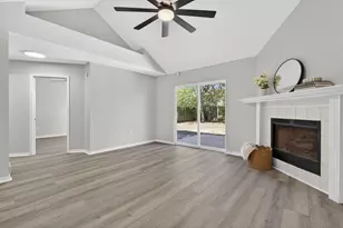 468 Sandy Ridge Cir, Mary Esther, FL 32569 - Photo 19