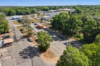 699 W James Lee Boulevard, Crestview, FL 32536 - Photo 19