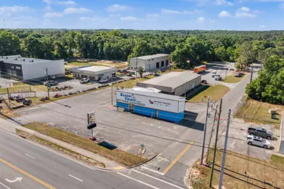 699 W James Lee Boulevard, Crestview, FL 32536 - Photo 15