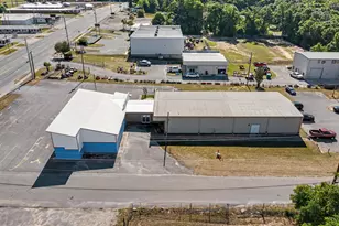 699 W James Lee Blvd, Crestview, FL 32536 - Photo 1