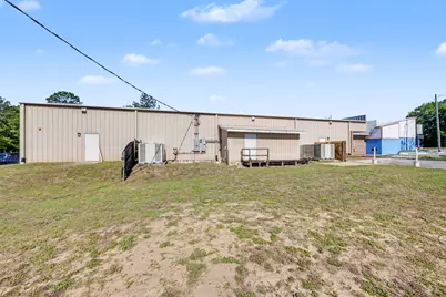699 W James Lee Boulevard, Crestview, FL 32536 - Photo 11