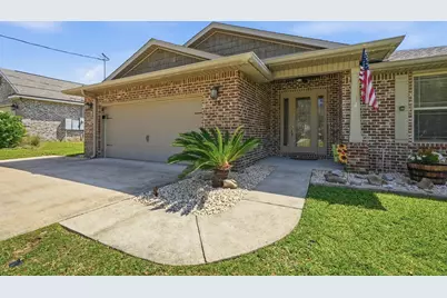 38 Marlborough Road, Shalimar, FL 32579 - Photo 1