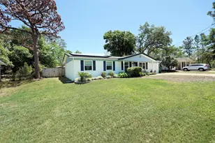 12 Berwick Cir, Shalimar, FL 32579 - Photo 1