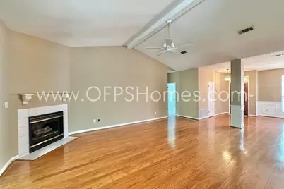 4534 E Parkwood Lane, Niceville, FL 32578 - Photo 7