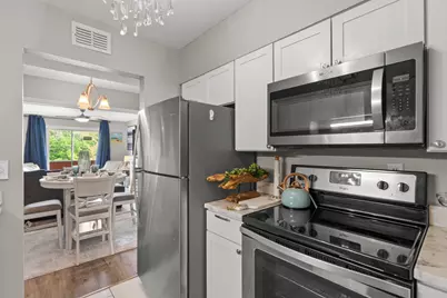 209 W Miracle Strip Parkway #A303, Mary Esther, FL 32569 - Photo 9