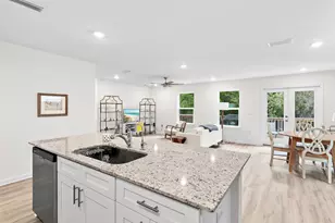 228 Sweet Blossom Bend, Freeport, FL 32439 - Photo 11