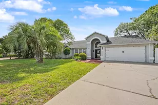 1297 Ceylon Dr, Gulf Breeze, FL 32563 - Photo 3