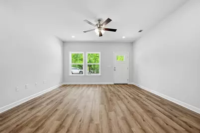 51 Jessica Court, Freeport, FL 32439 - Photo 5