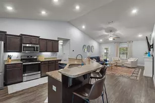 3164 Hickory St, Navarre, FL 32566 - Photo 7