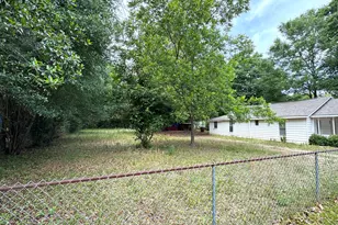 1018 S Wilson St, Crestview, FL 32536 - Photo 11