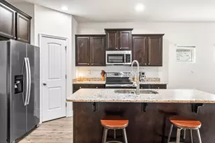 656 Teal St, Crestview, FL 32539 - Photo 27