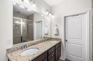 656 Teal St, Crestview, FL 32539 - Photo 9