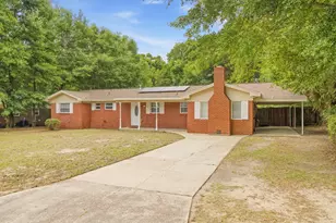 127 Judith Dr, Valparaiso, FL 32580 - Photo 3