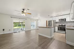 127 Judith Dr, Valparaiso, FL 32580 - Photo 1