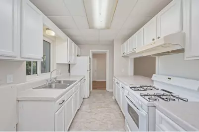 328 SE Hollywood Boulevard, Fort Walton Beach, FL 32548 - Photo 13