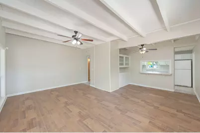 328 SE Hollywood Boulevard, Fort Walton Beach, FL 32548 - Photo 7