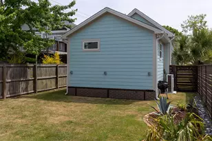 921 N Davis Hwy, Pensacola, FL 32501 - Photo 29