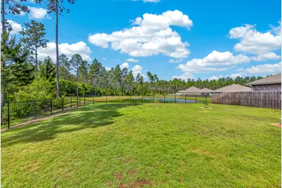 247 E Sky Way, Freeport, FL 32439 - Photo 9