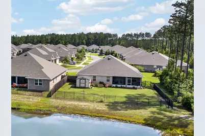 247 E Sky Way, Freeport, FL 32439 - Photo 11