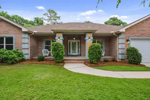 819 Coldwater Creek Cir, Niceville, FL 32578 - Photo 5