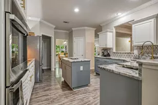 819 Coldwater Creek Cir, Niceville, FL 32578 - Photo 17