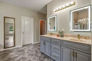 819 Coldwater Creek Cir, Niceville, FL 32578 - Photo 25